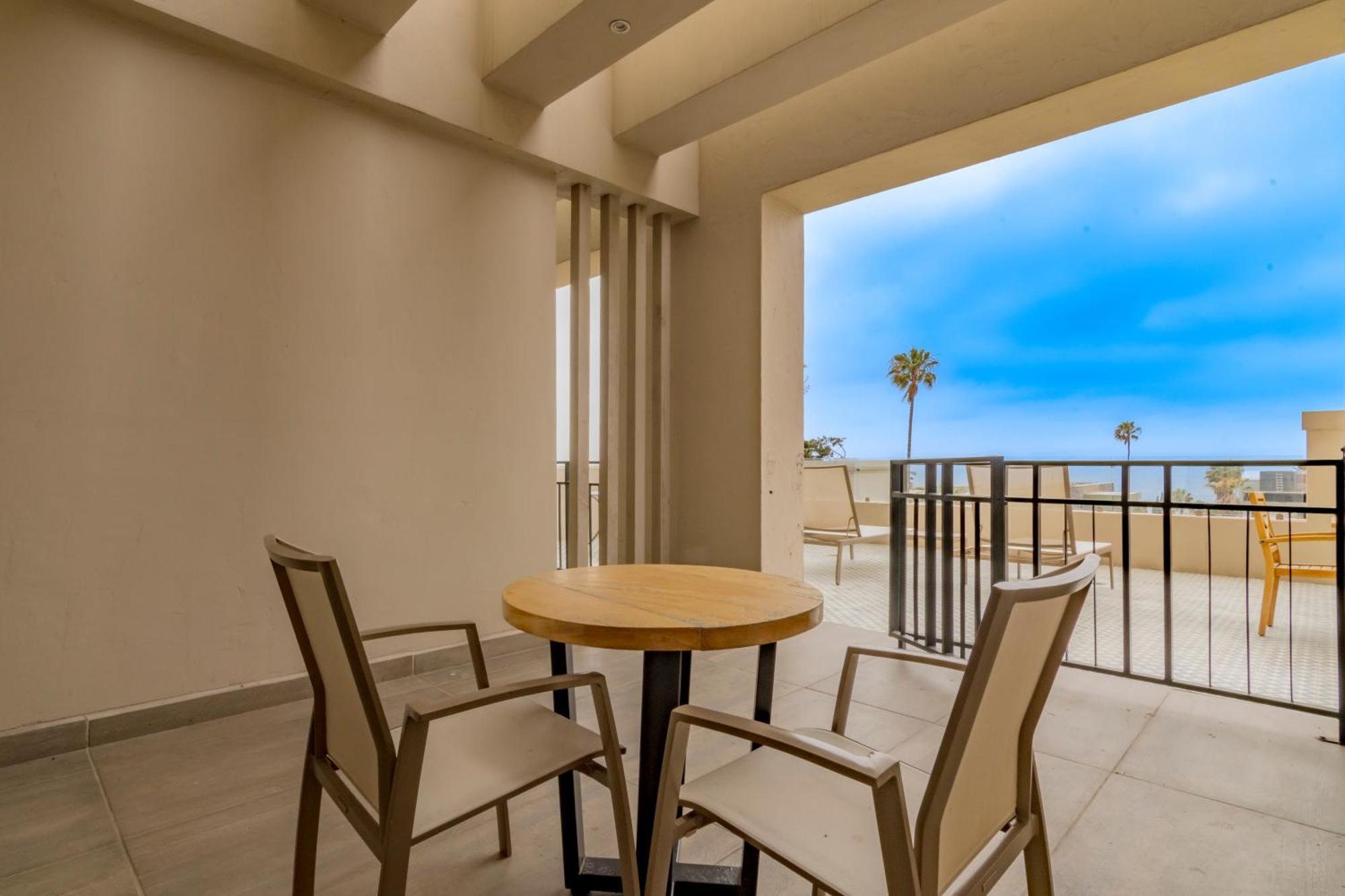 Torre Lucerna Hotel אנסנאדה מראה חיצוני תמונה