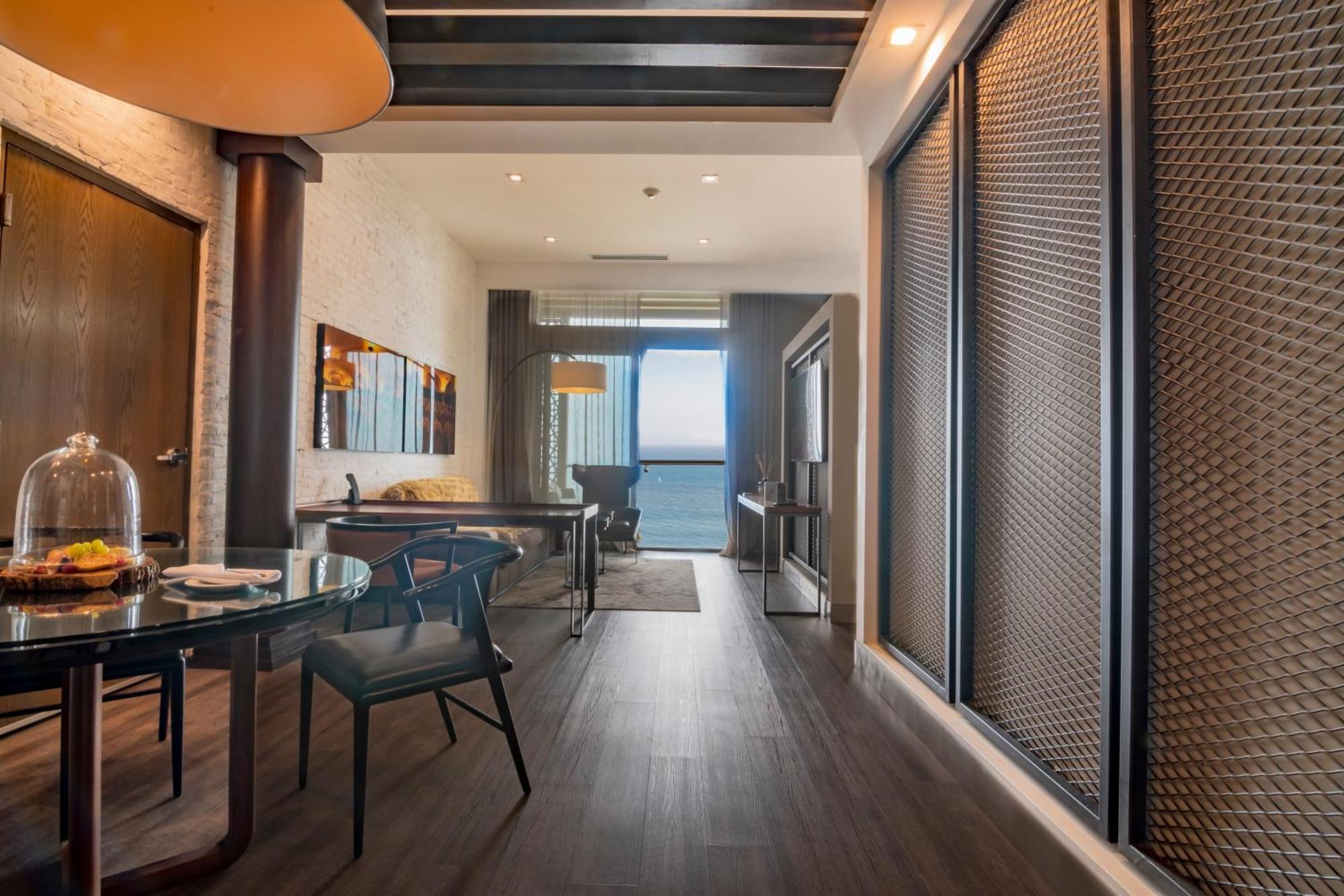 Torre Lucerna Hotel אנסנאדה מראה חיצוני תמונה