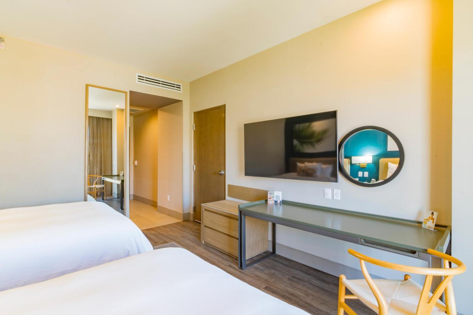 Torre Lucerna Hotel אנסנאדה מראה חיצוני תמונה